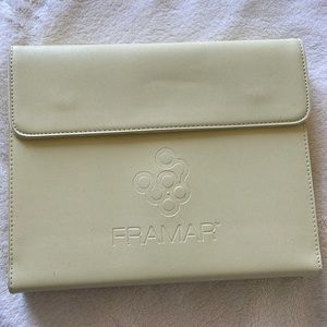 Framar tea party brush set